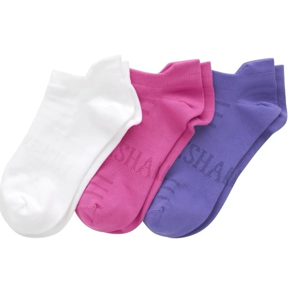 Hanes moves women